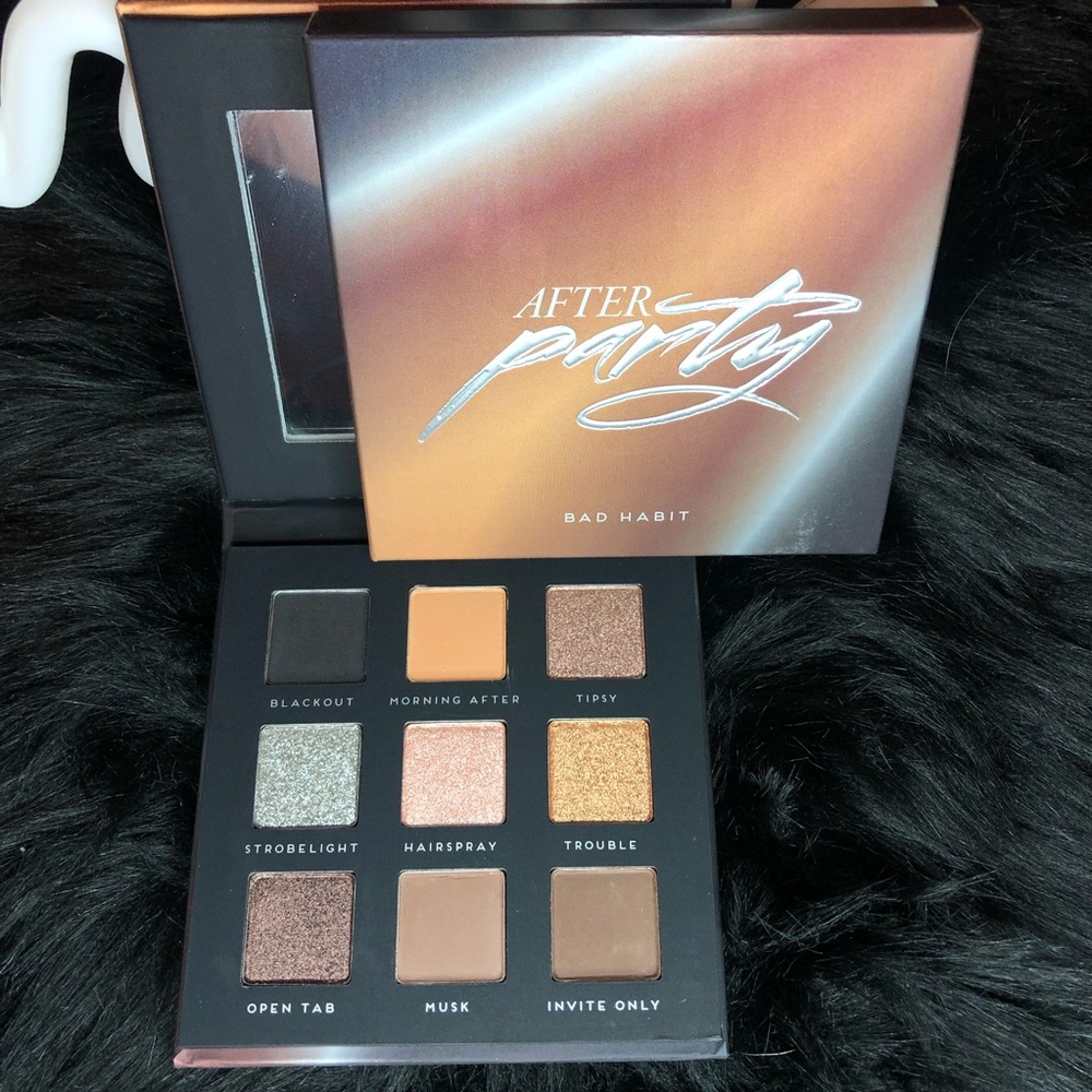 LAST ONE❗️After Party Eyeshadow Palette Bad Habit